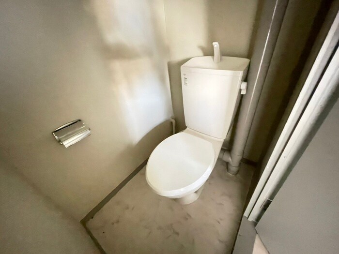 物件内観写真12　(トイレ)