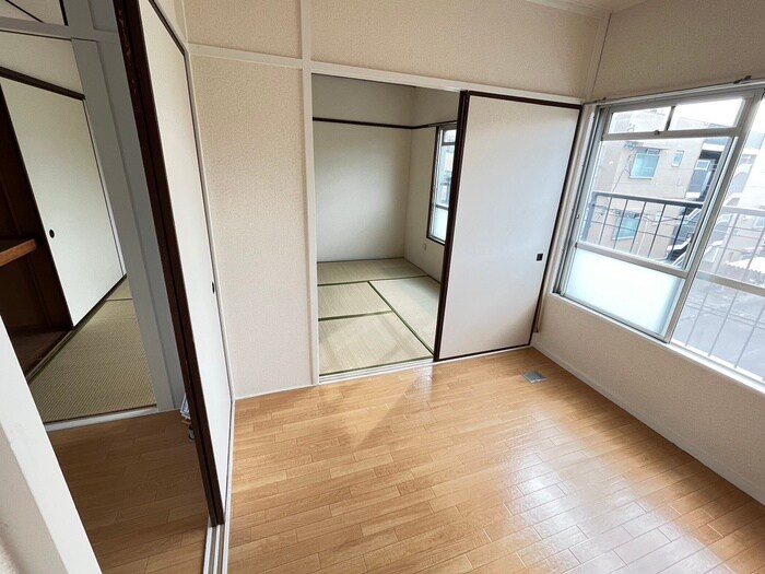 物件内観写真17　(廊下)