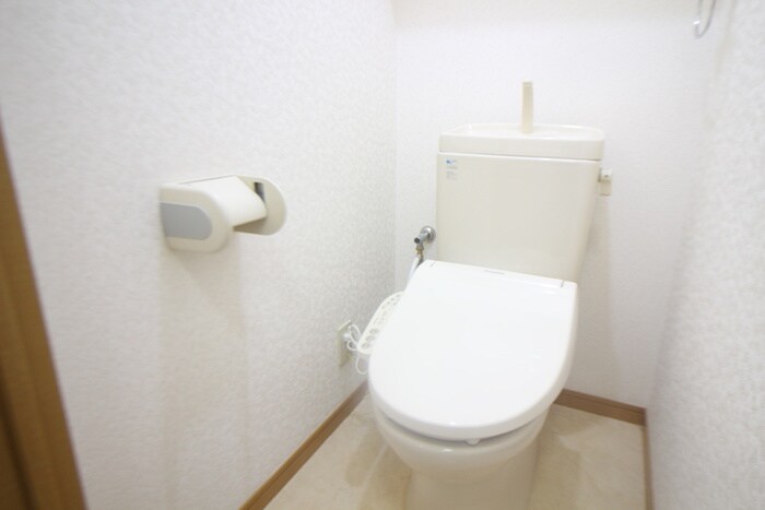 物件内観写真16　(トイレ)