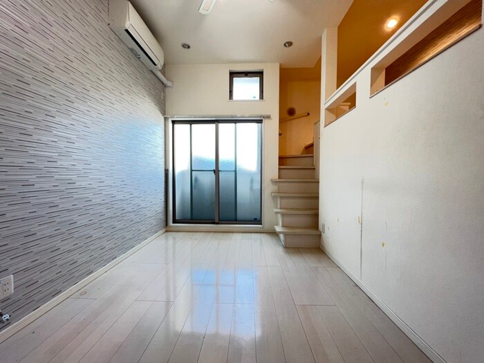 物件内観写真9　(居室)