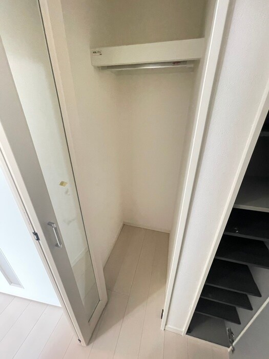 物件内観写真10　(収納)