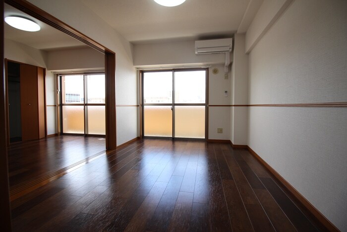 物件内観写真9　(居室)