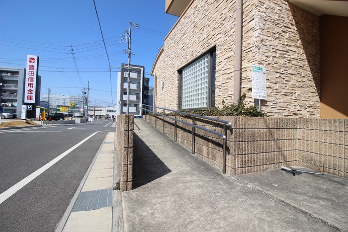 物件外観写真5　(建物設備)