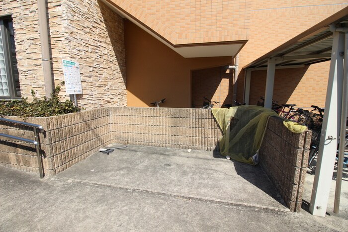 物件外観写真6　(建物設備)