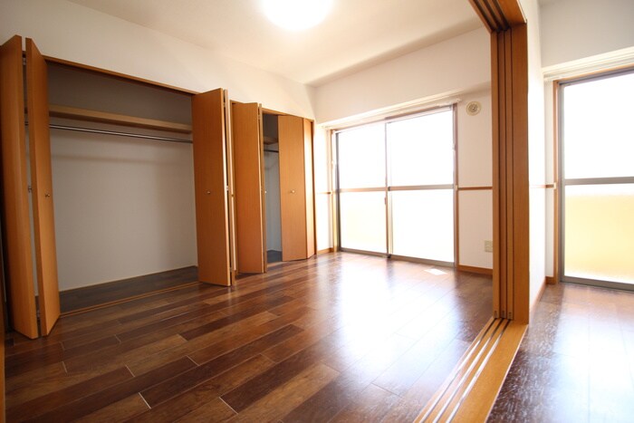 物件内観写真11　(居室)