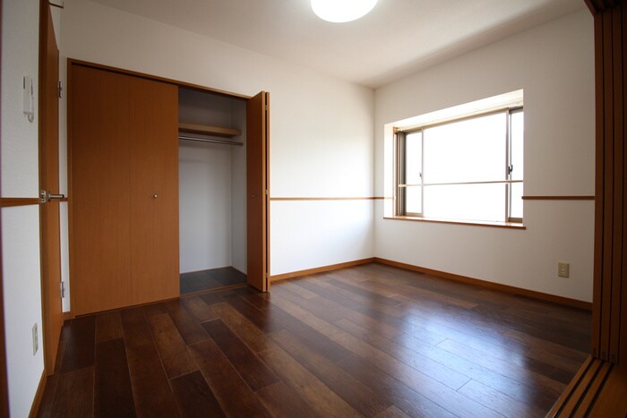 物件内観写真12　(居室)