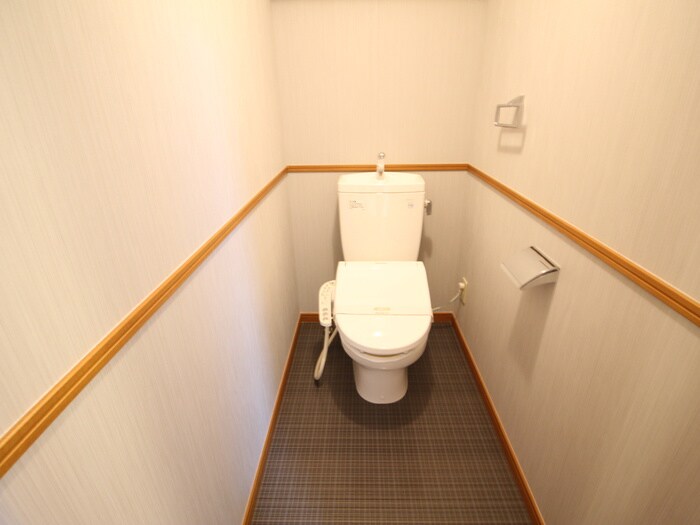 物件内観写真14　(トイレ)