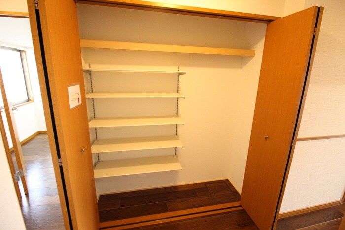 物件内観写真14　(収納)