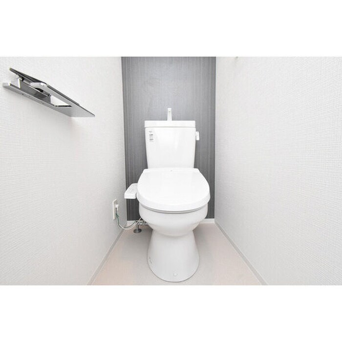 物件内観写真15　(トイレ)