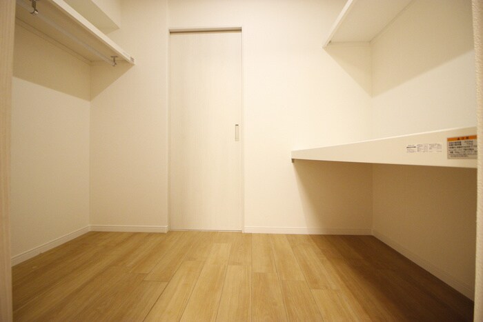 物件内観写真14　(収納)