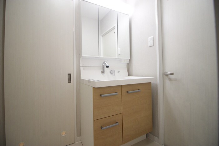 物件内観写真15　(洗面)