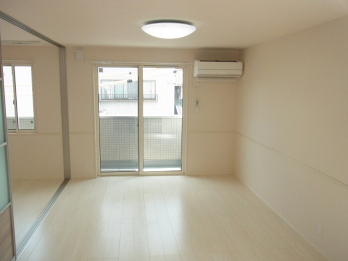 物件内観写真12　(居室)