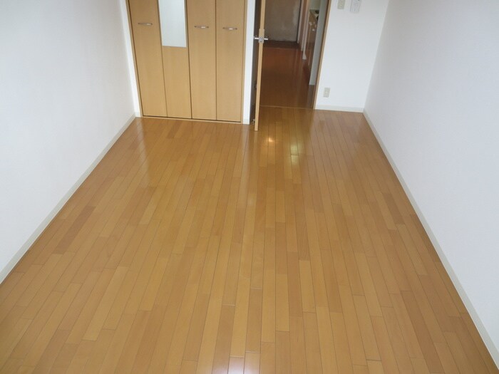 物件内観写真15　(居室)