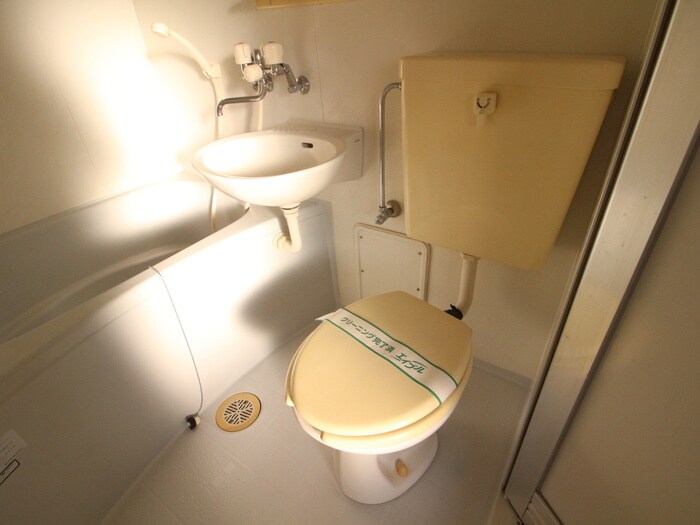 物件内観写真10　(トイレ)