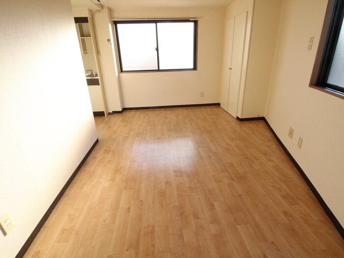 物件内観写真15　(居室)