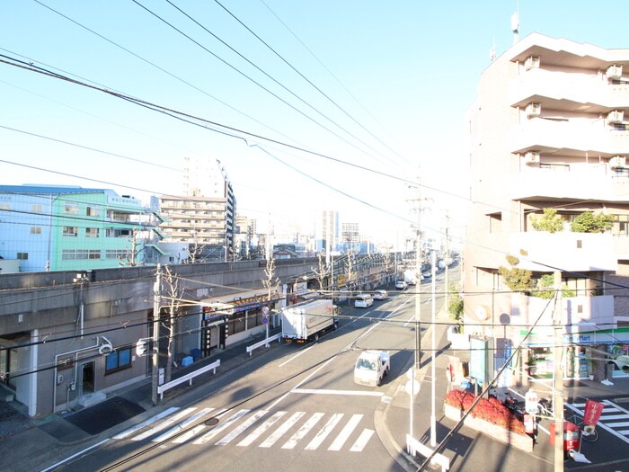 物件内観写真16　(室内からの展望)