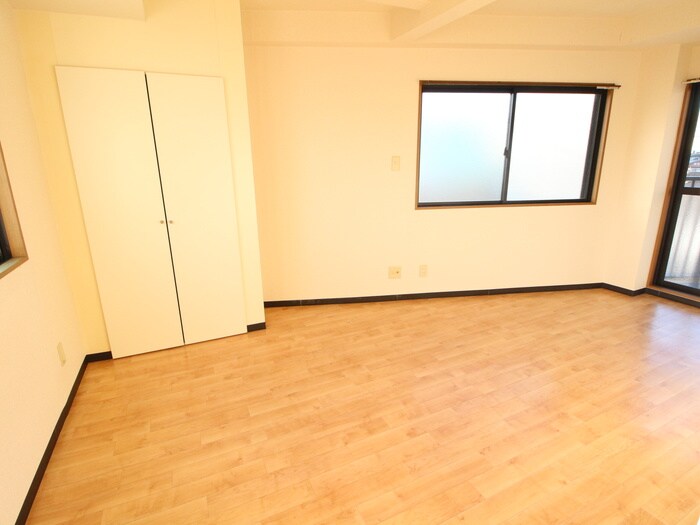 物件内観写真22　(居室)