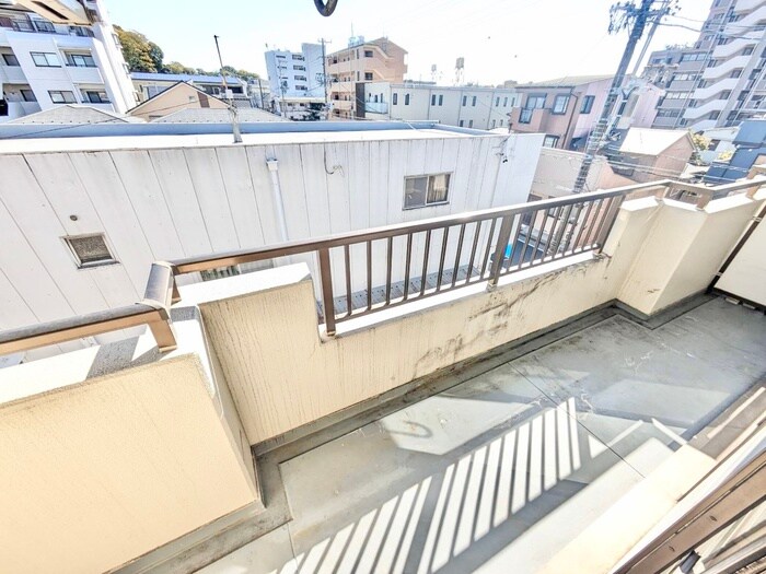 物件内観写真22　(室内からの展望)