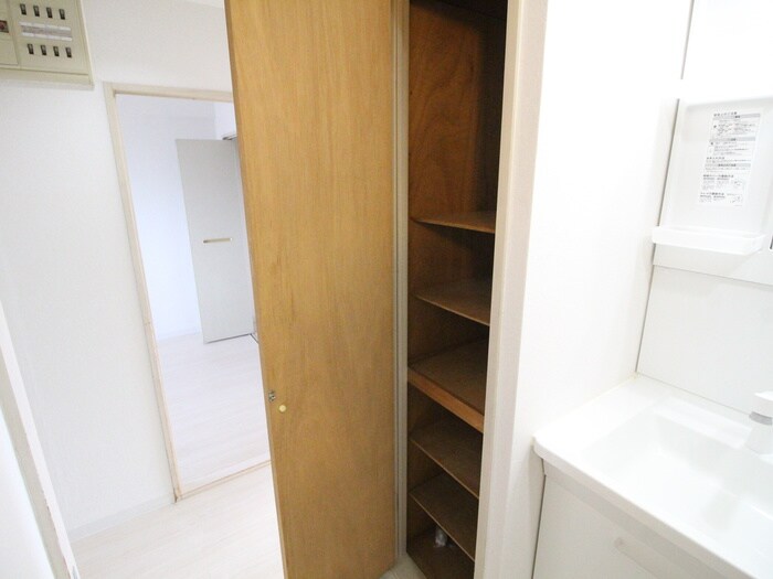 物件内観写真17　(収納)