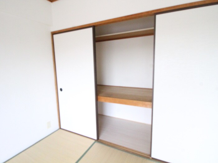 物件内観写真18　(収納)