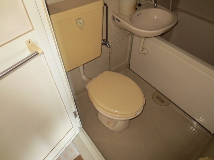 物件内観写真10　(トイレ)