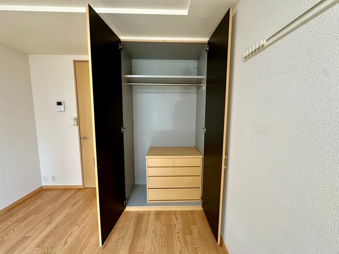 物件内観写真9　(収納)