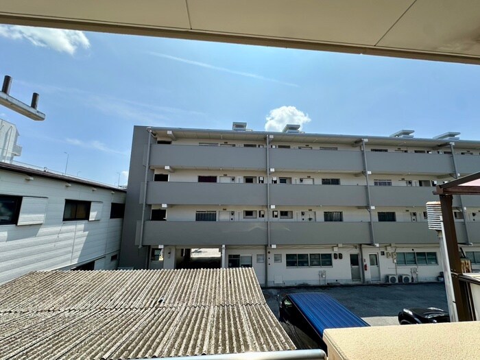 物件内観写真22　(室内からの展望)