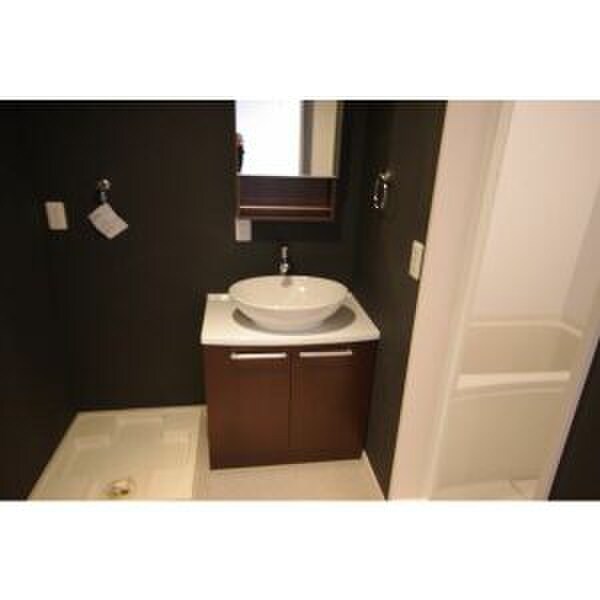 物件内観写真5　(洗面)