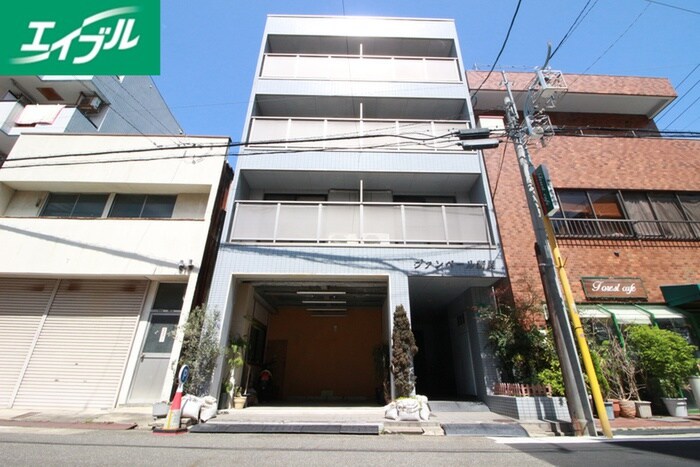 物件外観写真5　(駐車場)