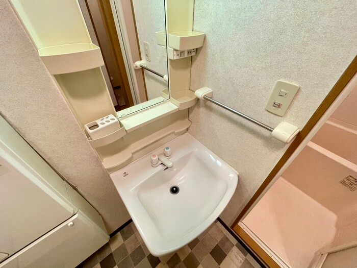 物件内観写真10　(洗面)