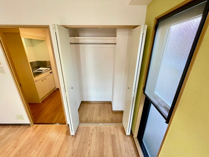 物件内観写真11　(収納)