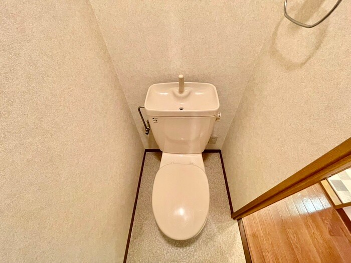 物件内観写真13　(トイレ)