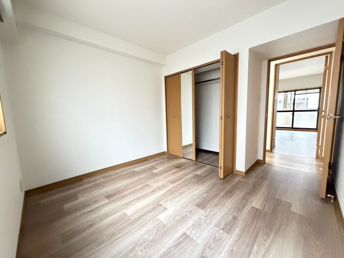 物件内観写真10　(居室)