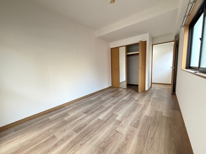 物件内観写真12　(居室)