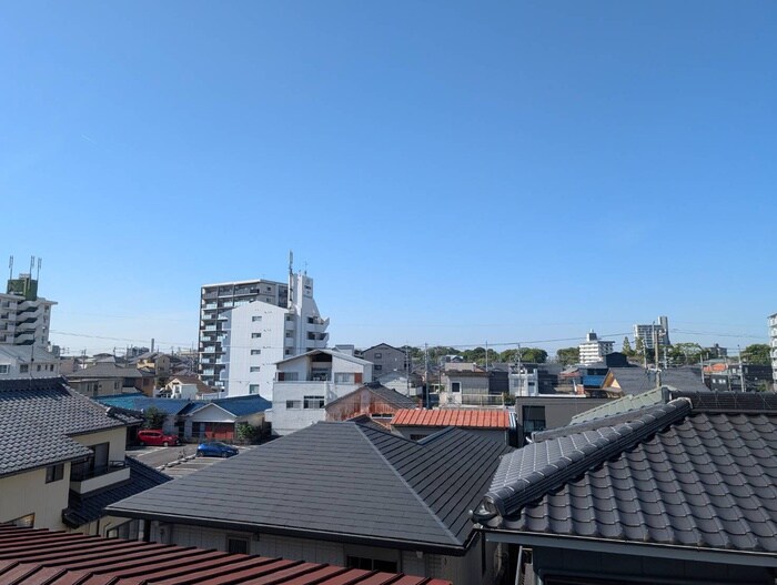 物件内観写真17　(室内からの展望)