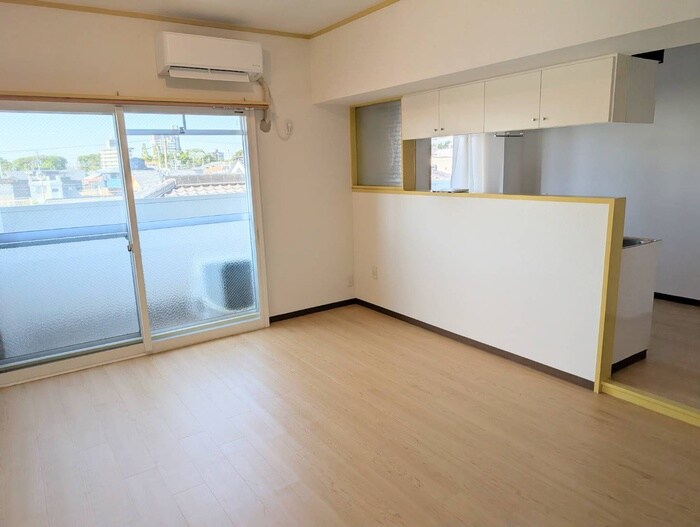 物件内観写真19　(居室)