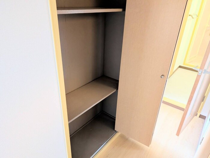 物件内観写真22　(収納)