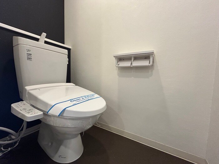 物件内観写真13　(トイレ)