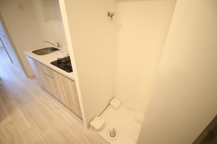 物件内観写真14　(洗濯機置場)