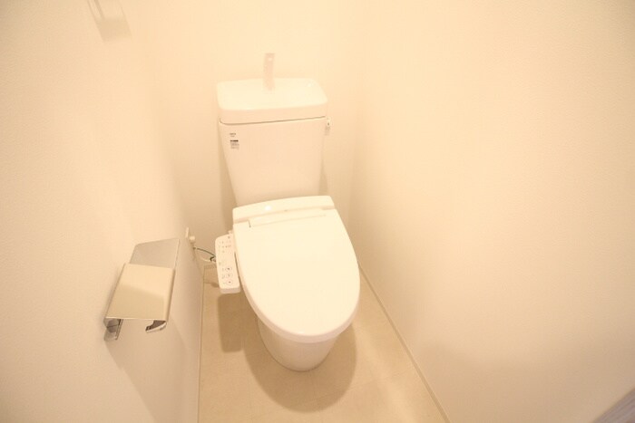 物件内観写真14　(トイレ)