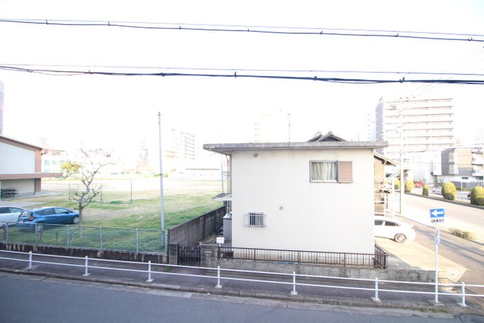 物件内観写真17　(室内からの展望)