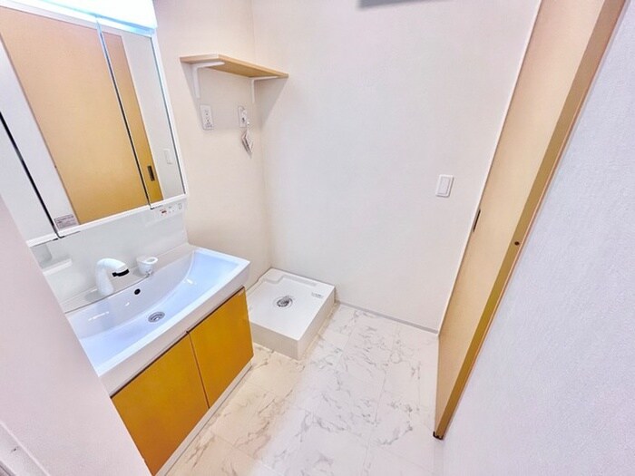 物件内観写真9　(洗面)