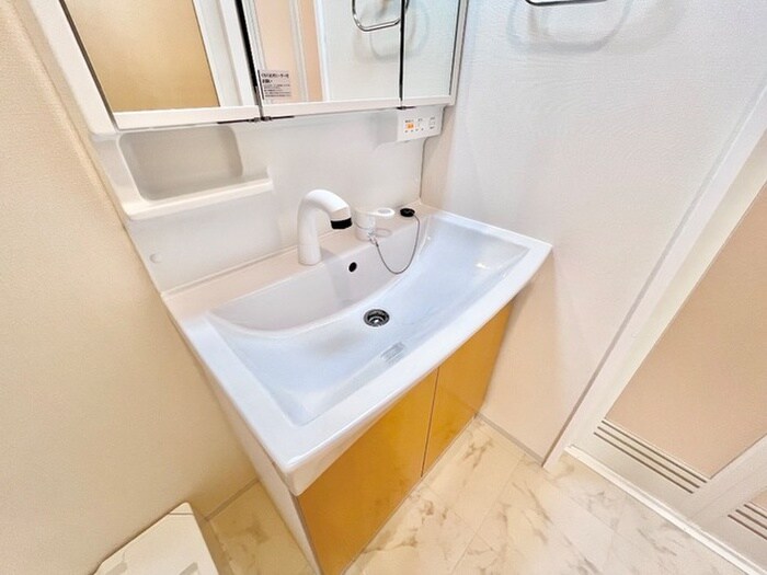 物件内観写真10　(洗面)