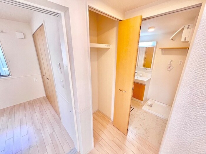 物件内観写真17　(収納)