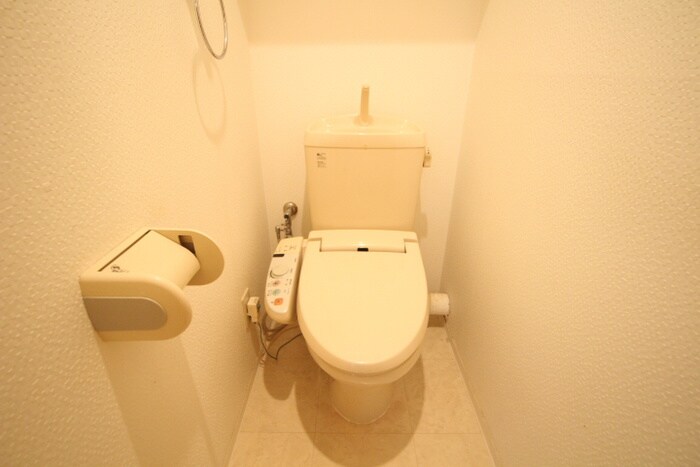 物件内観写真14　(トイレ)