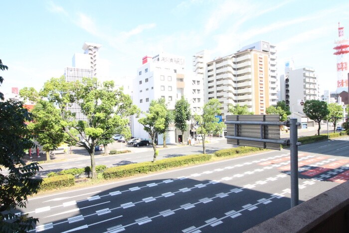 物件内観写真17　(室内からの展望)