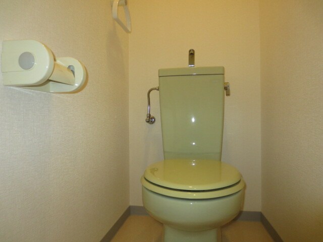 物件内観写真12　(トイレ)