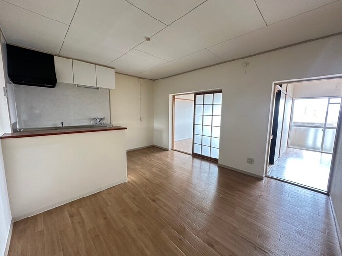 物件内観写真8　(居室)