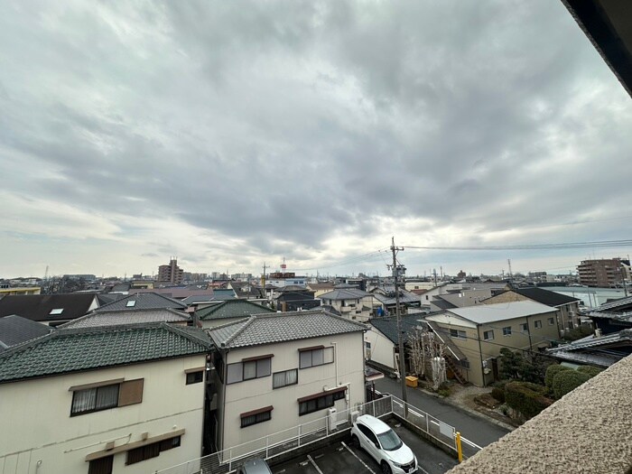 物件内観写真22　(室内からの展望)