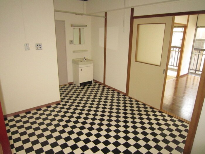 物件内観写真11　(居室)